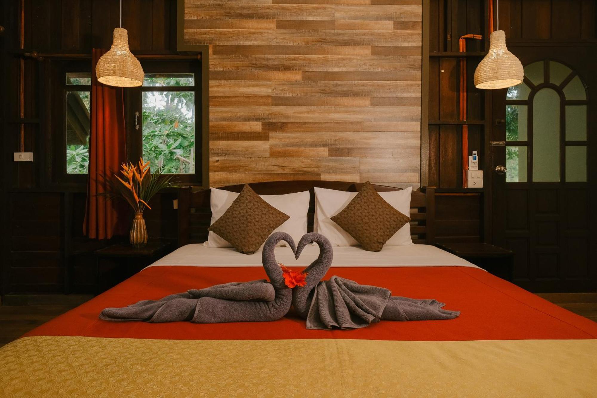 JOY Bungalow Resort&Restaurant Koh Jum Exterior foto