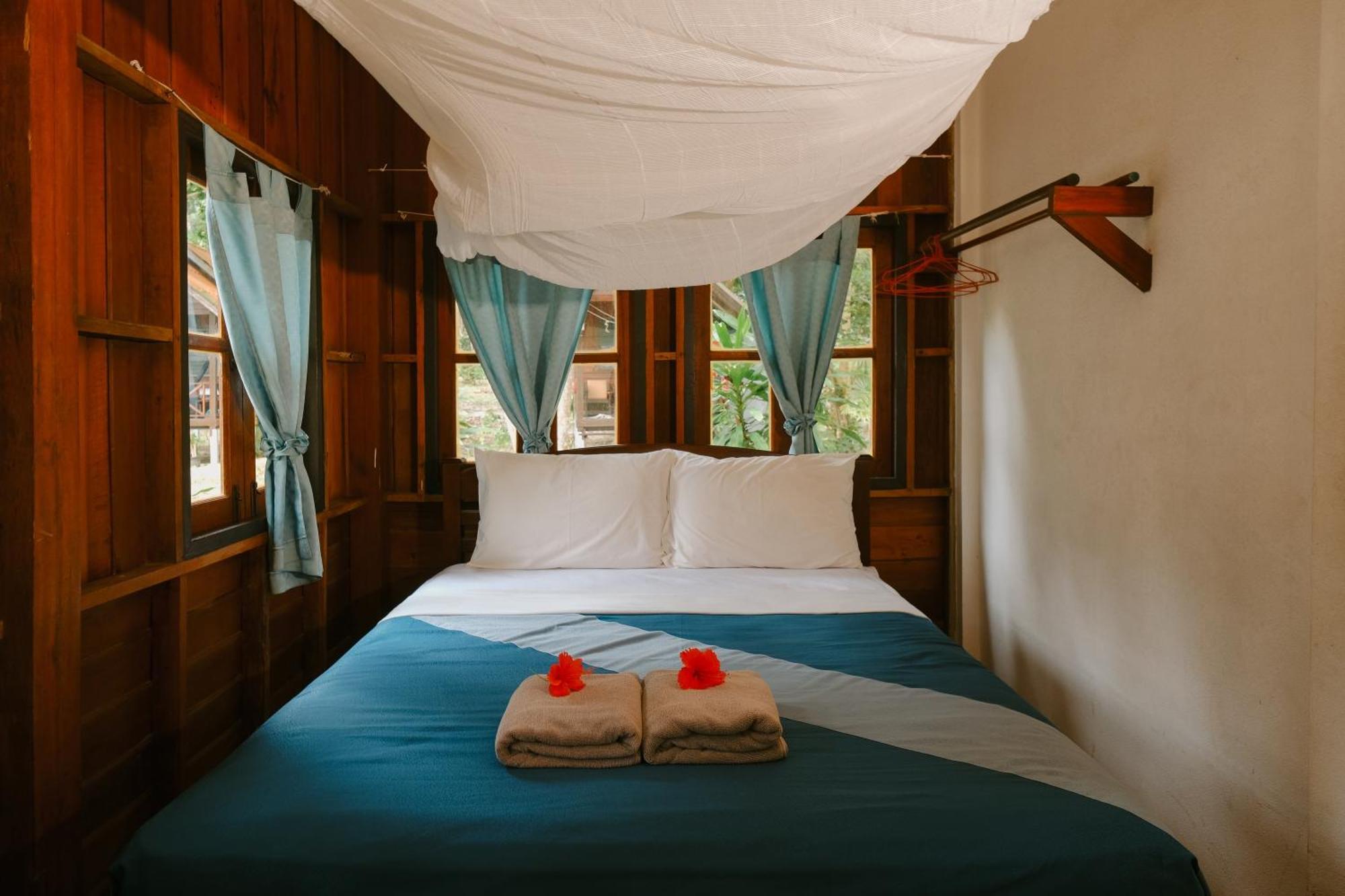 JOY Bungalow Resort&Restaurant Koh Jum Exterior foto