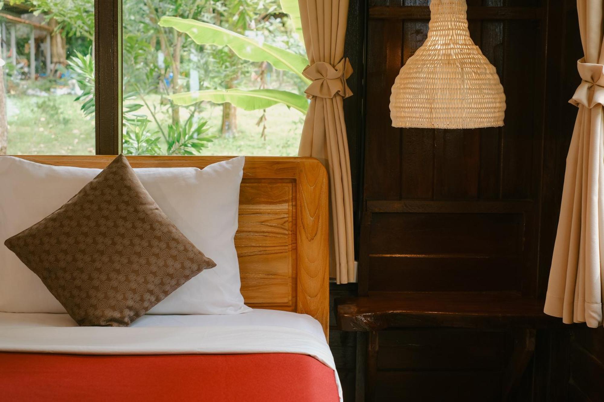 JOY Bungalow Resort&Restaurant Koh Jum Exterior foto